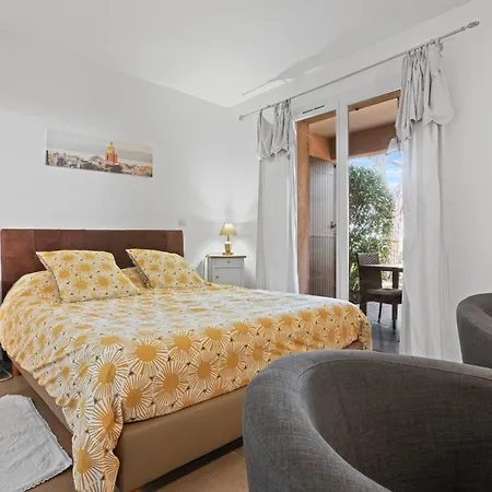 Apartment 2 - Du Soleil *