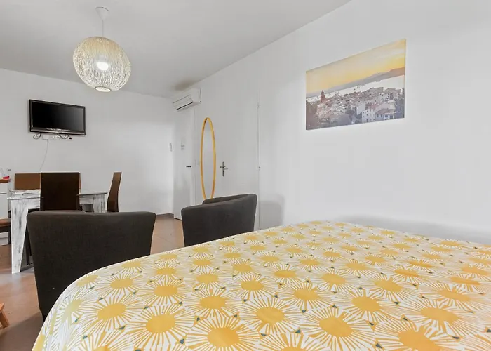 Apartment 2 - Du Soleil *